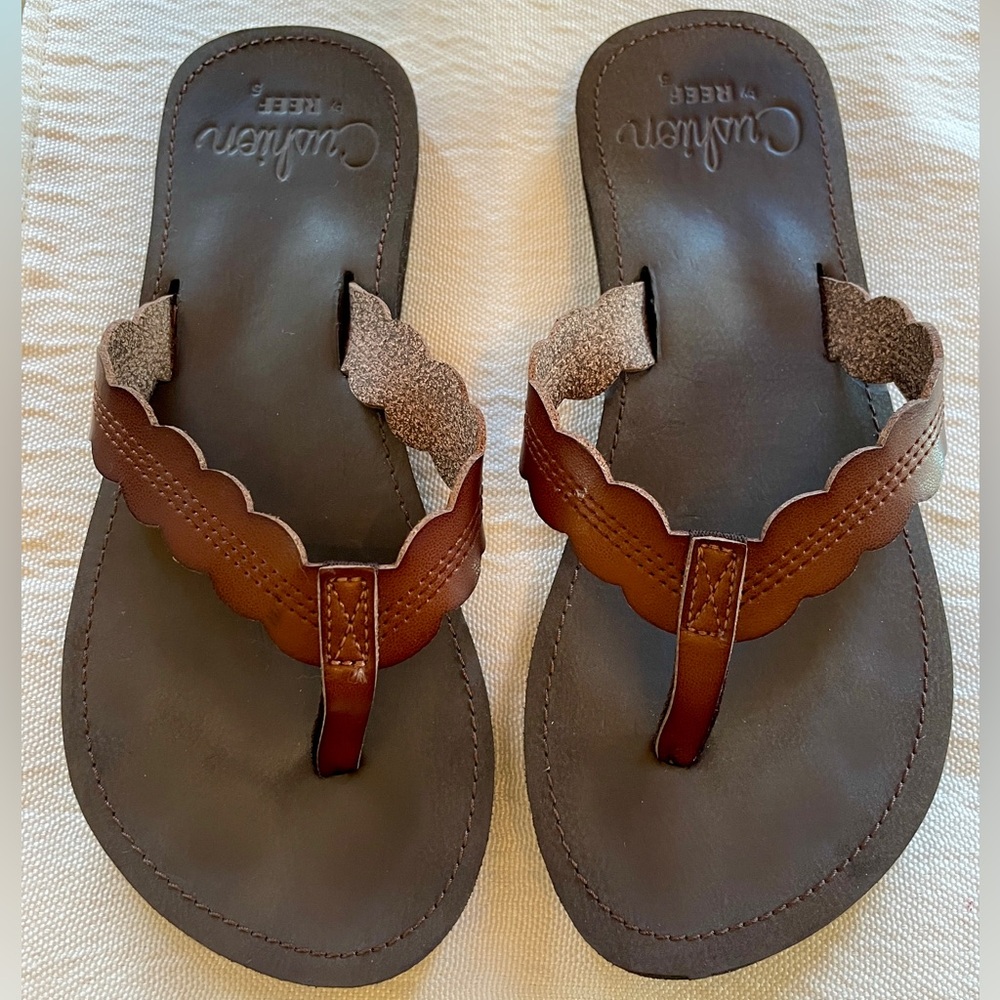 Women's Reef Brown Scalloped Sandals Size 5